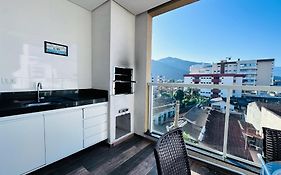 Alto Padrão 2 Qts 2 Wc Piscina Wifi-SmartTV e AR